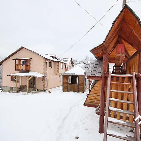 На Гірському Схилі Apartment สลาฟสเก ภายนอก รูปภาพ