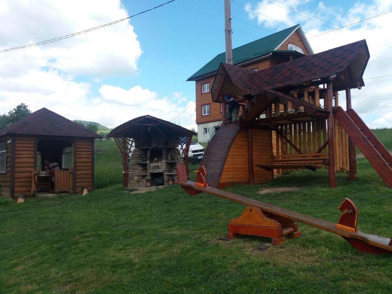 На Гірському Схилі Apartment สลาฟสเก ภายนอก รูปภาพ