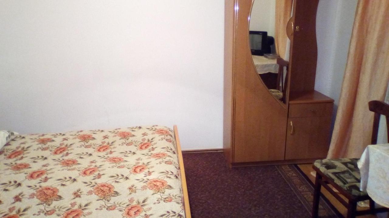 На Гірському Схилі Apartment สลาฟสเก ภายนอก รูปภาพ